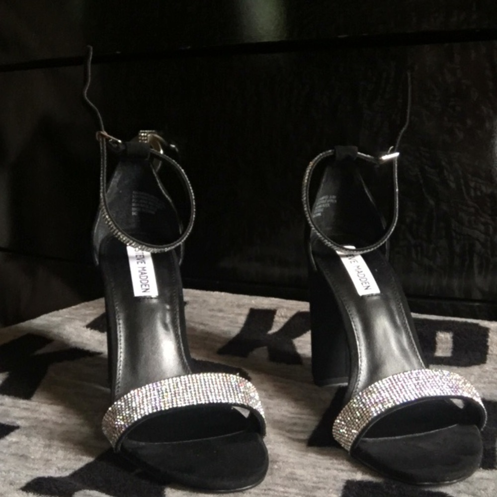 Suede Sandle with chunky heel